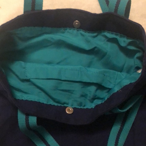 Two dapper chihuahua tote bags in navy canvas with rhinestones - Picture 6 of 12